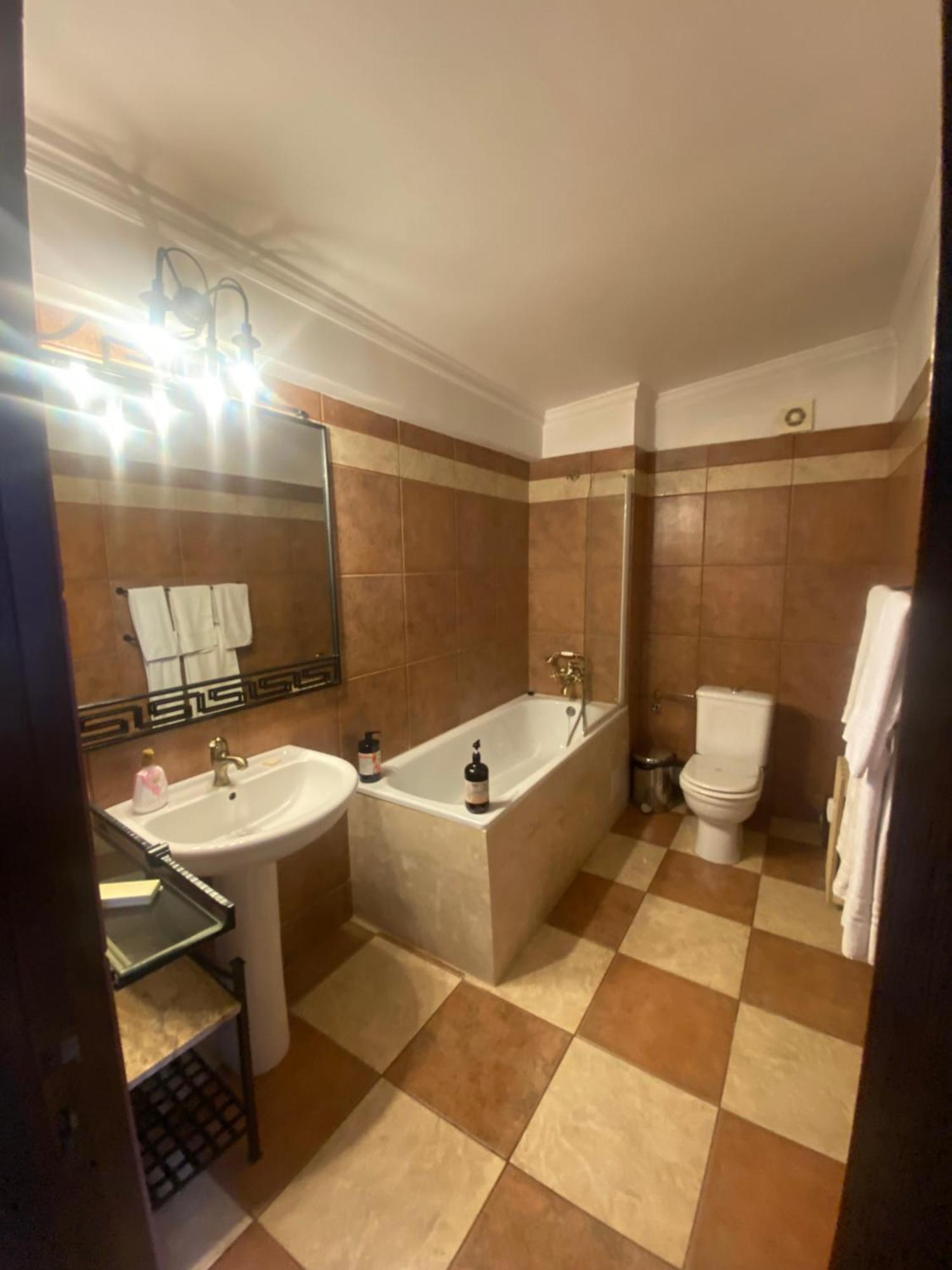 Apartamente Arcul De Triumf ブカレスト エクステリア 写真